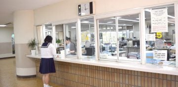卒業生の証明書について